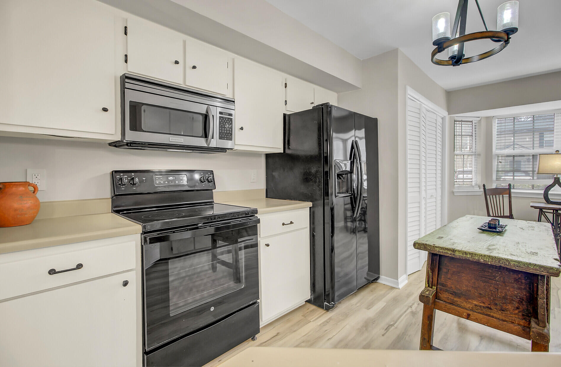 1130 Monaco Drive Mount Pleasant, SC 29464 - Photo 11 of 47 Open Kitchen