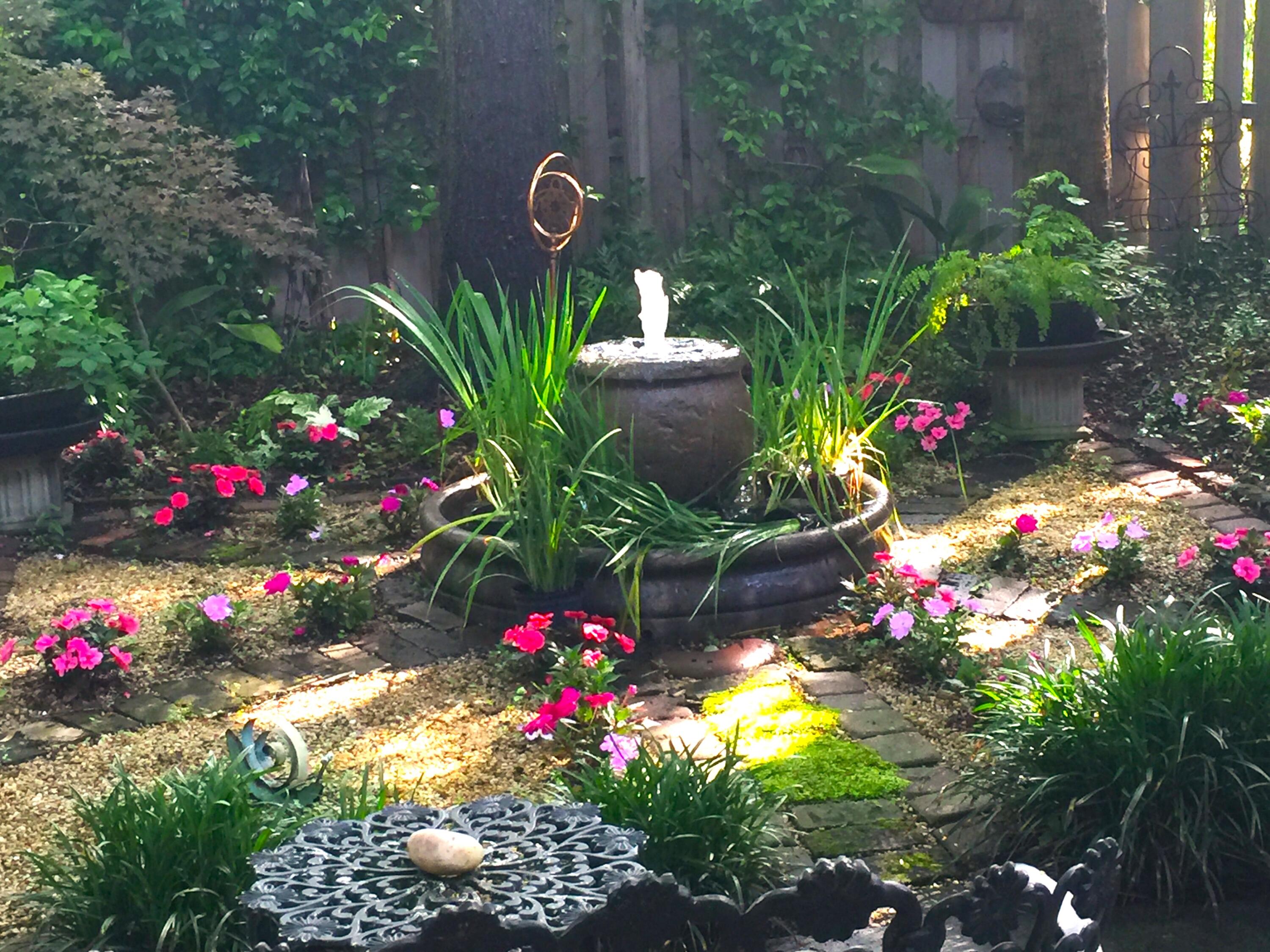 1130 Monaco Drive Mount Pleasant, SC 29464 - Photo 38 of 47 Summer Garden Picture