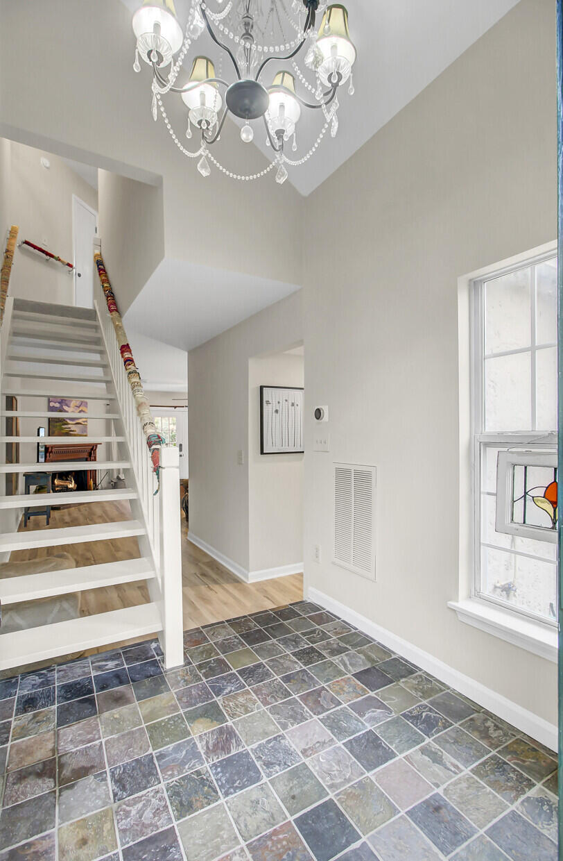 1130 Monaco Drive Mount Pleasant, SC 29464 - Photo 4 of 47 Foyer