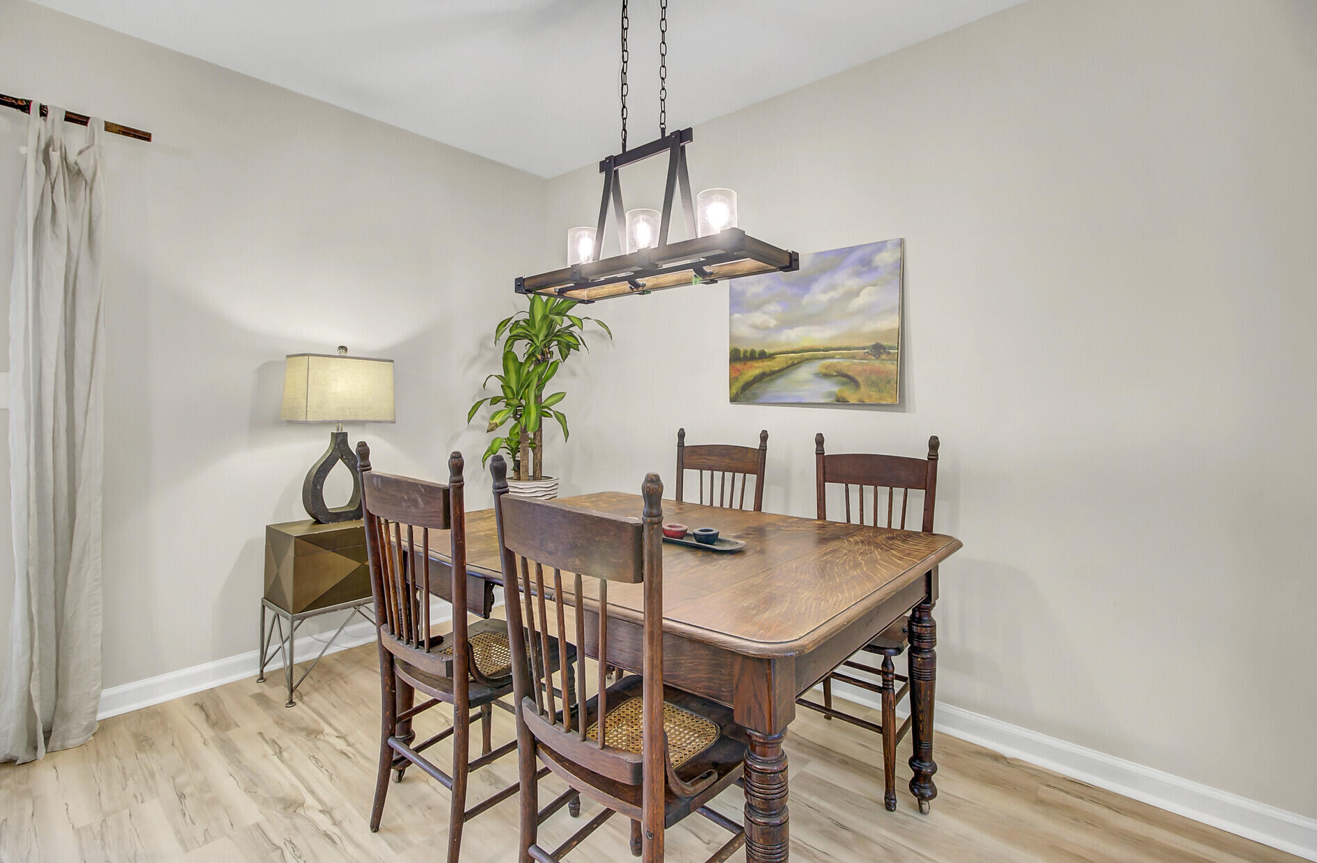 1130 Monaco Drive Mount Pleasant, SC 29464 - Photo 9 of 47 Dedicated Dining