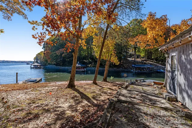 $525,000 | 8787 Holdsclaw Road, Terrell, NC 28682