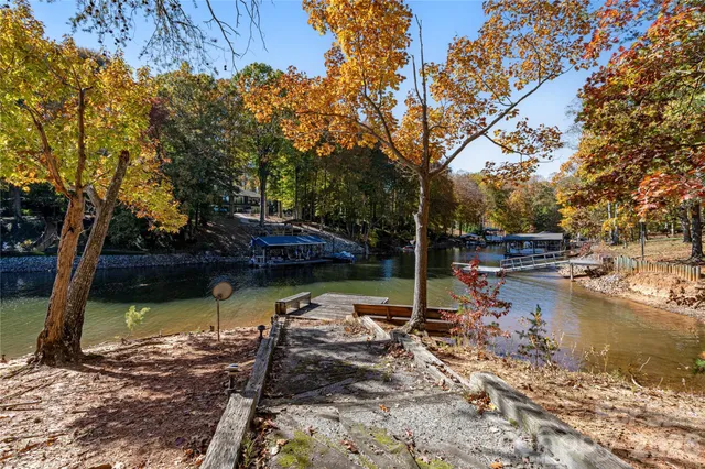 $525,000 | 8787 Holdsclaw Road, Terrell, NC 28682