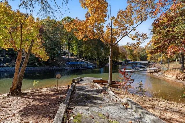 $525,000 | 8787 Holdsclaw Road, Terrell, NC 28682