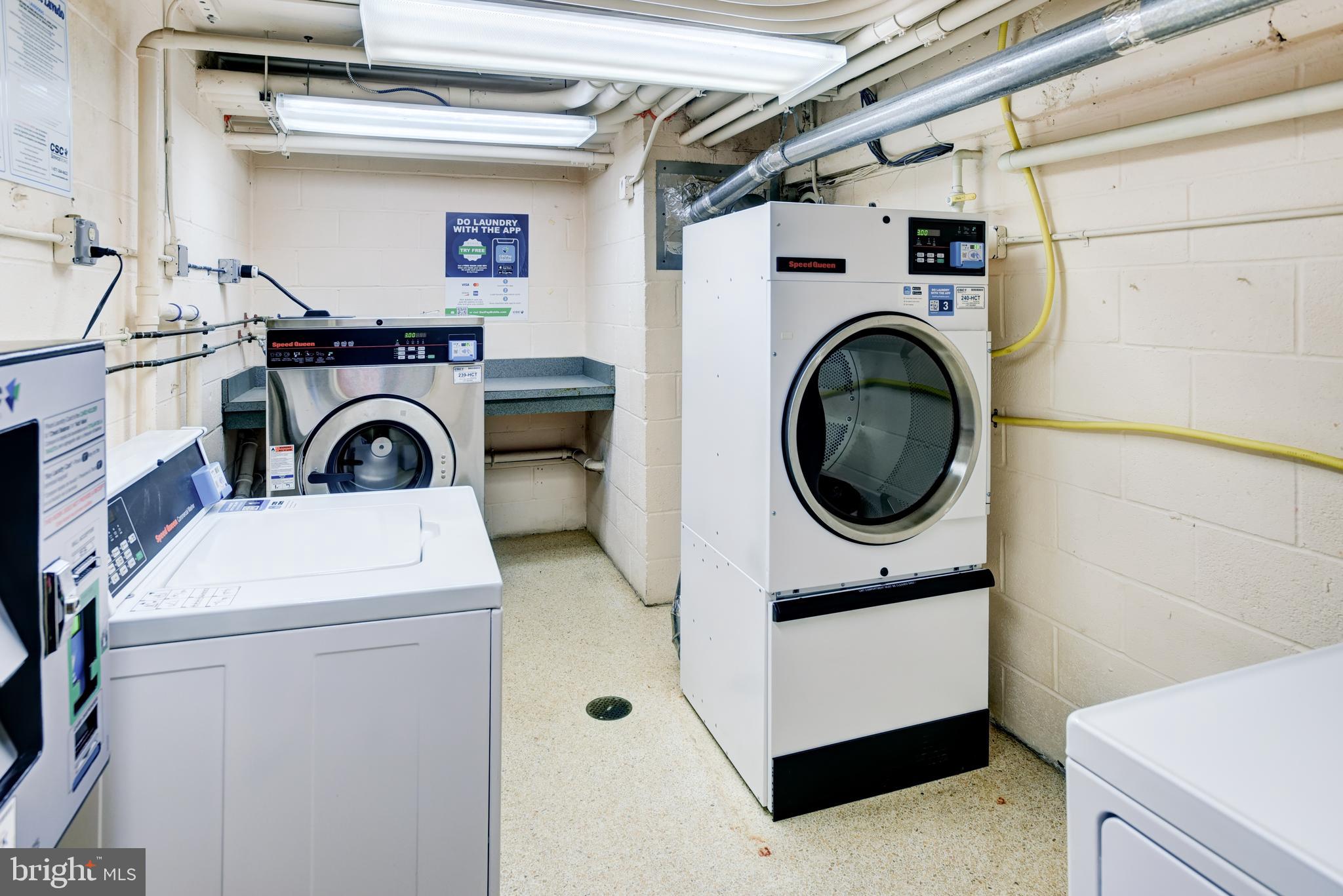 950 25th Street Northwest, Unit 1013N Washington, DC 20037 - Photo 22 of 27 a utility room with dryer and washer