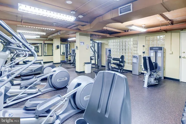 $1,875 | 950 25th Street Northwest, Unit 1013N, Washington, DC 20037