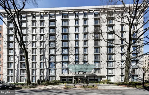 $1,875 | 950 25th Street Northwest, Unit 1013N, Washington, DC 20037