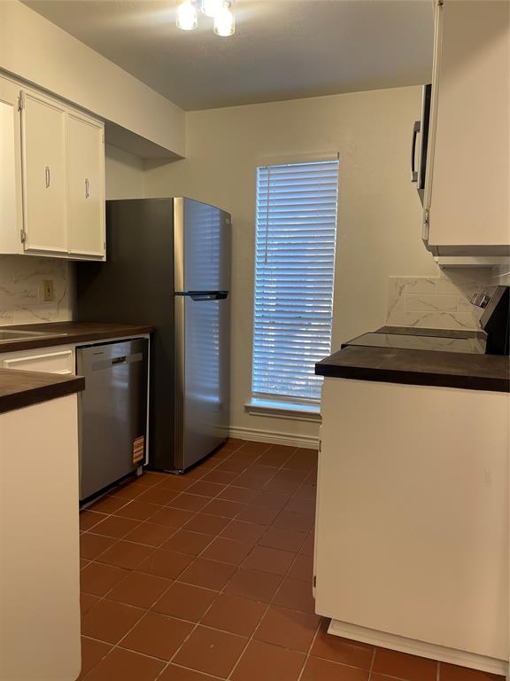 2302 Mercedes Road Denton, TX 76205 - Photo 12 of 35