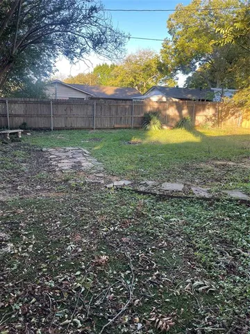 $262,000 | 2302 Mercedes Road, Denton, TX 76205