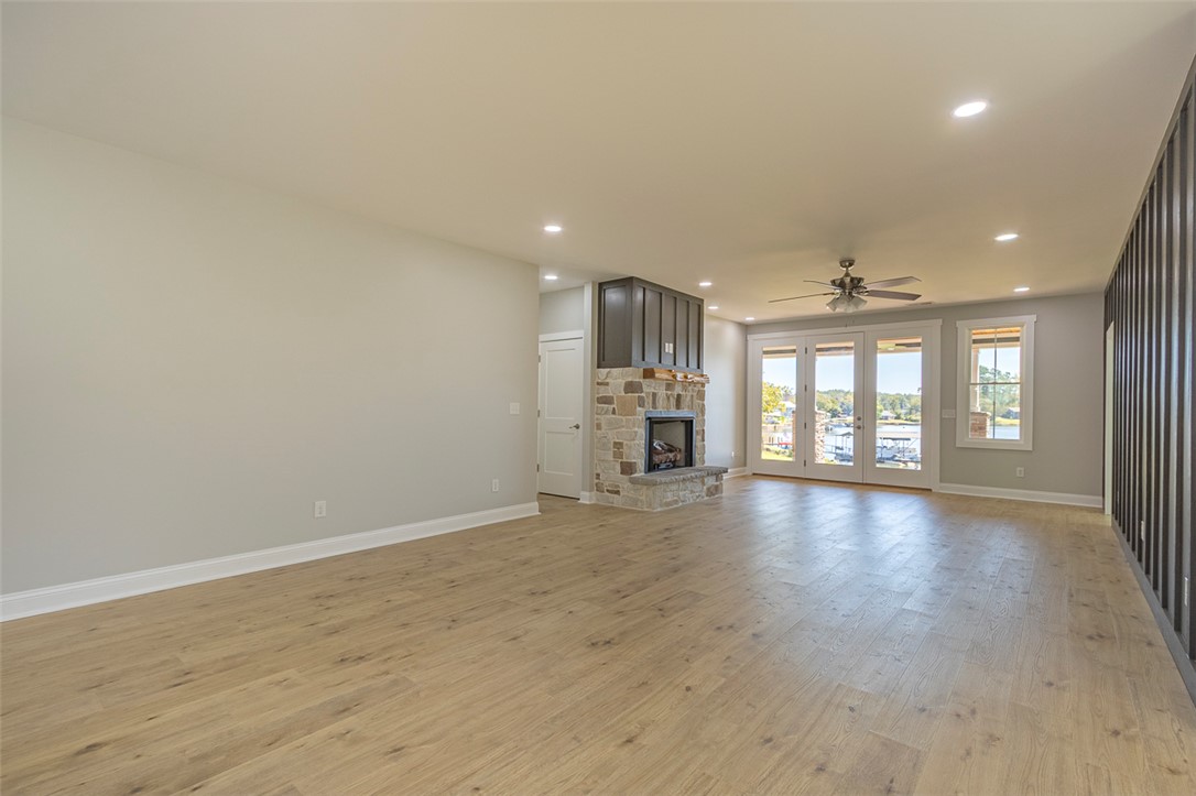 45 Big Mouth Cove Iva, SC 29655 - Photo 18 of 44 Living room