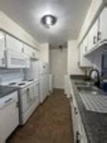 $785 | 420 Garland Drive, Unit 623, Lake Jackson, TX 77566