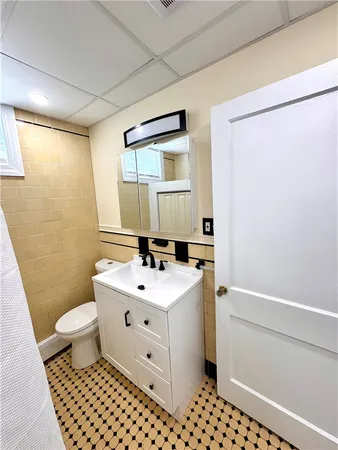 $1,785 | 143 Pidge Avenue, Unit 5, Pawtucket, RI 02860