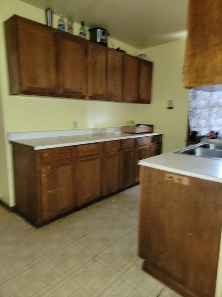 239 North Monroe Street Bay City, MI 48708 - Photo 2 of 15