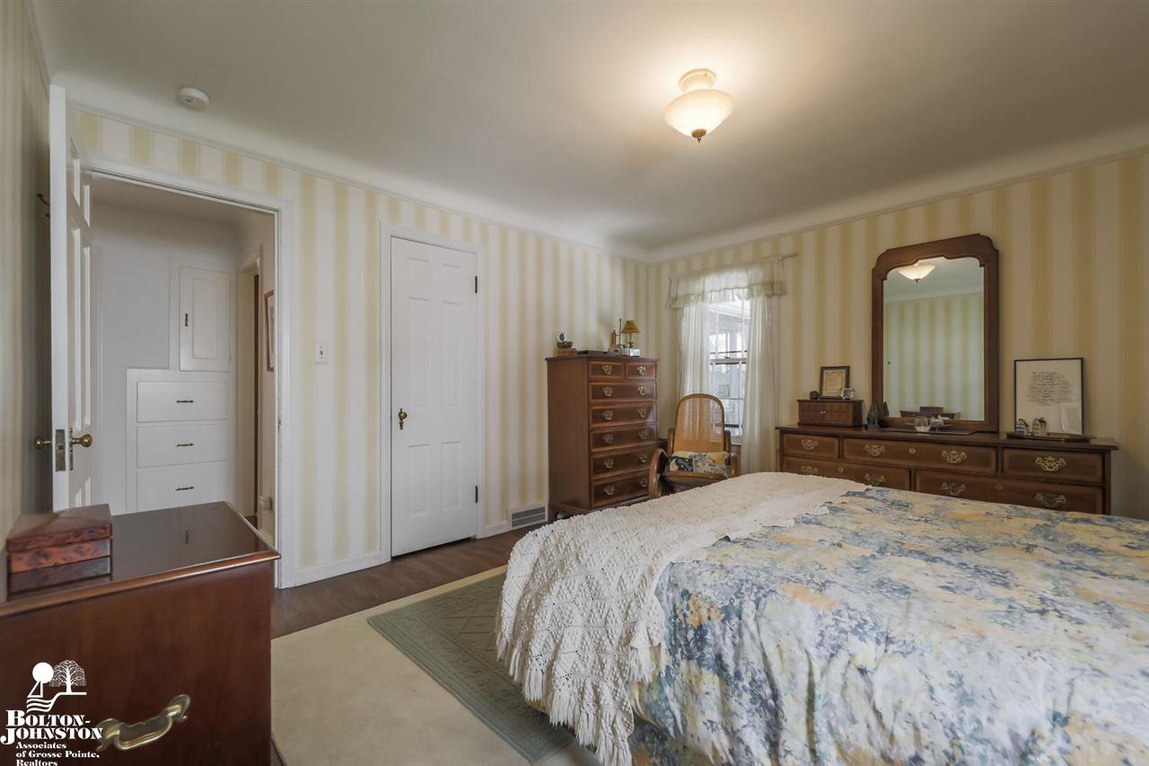 1359 Harvard Road Grosse Pointe Park, MI 48230 - Photo 14 of 31