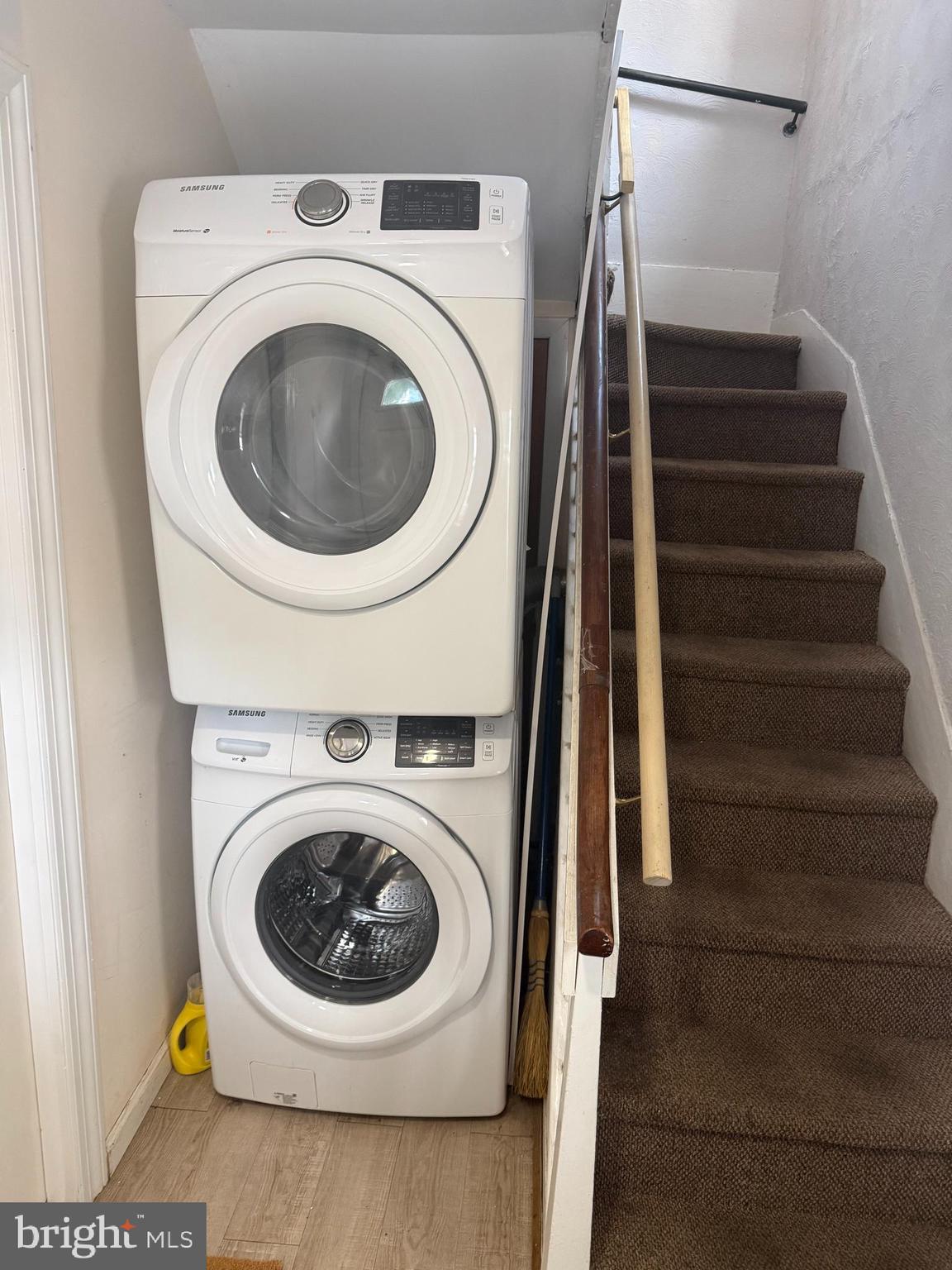 116 Walnut Street Bordentown, NJ 08505 - Photo 10 of 13 a utility room with dryer and washer