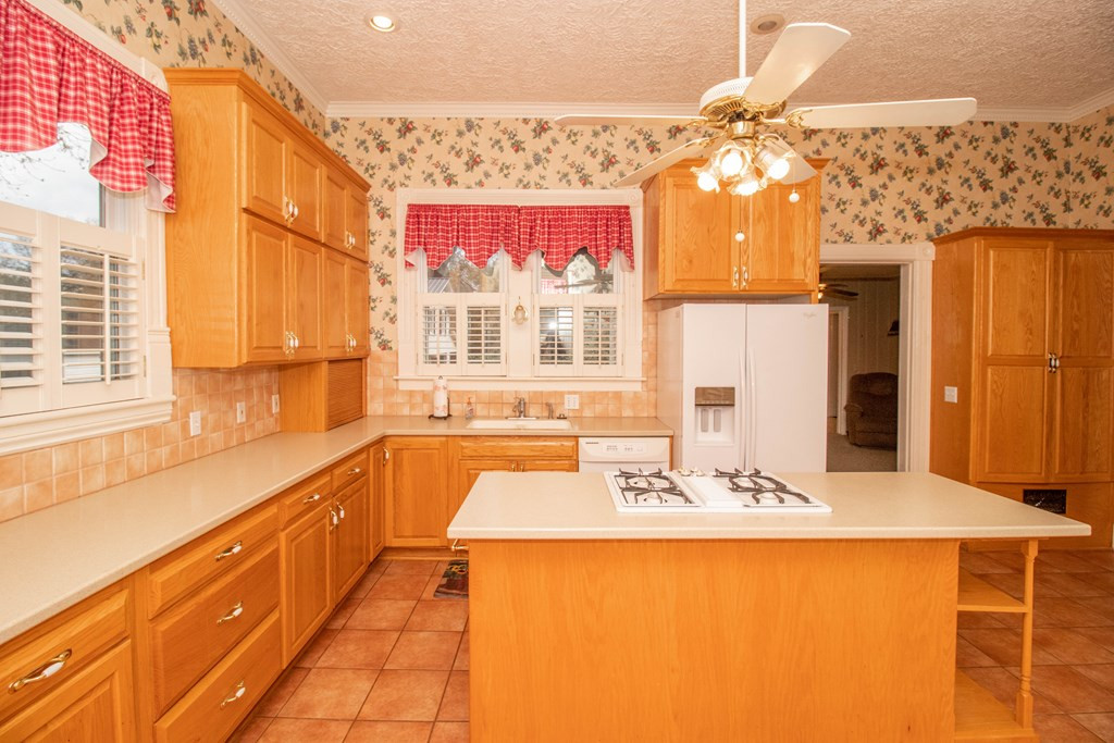 205 Green Street Ridge Spring, SC 29129 - Photo 13 of 50