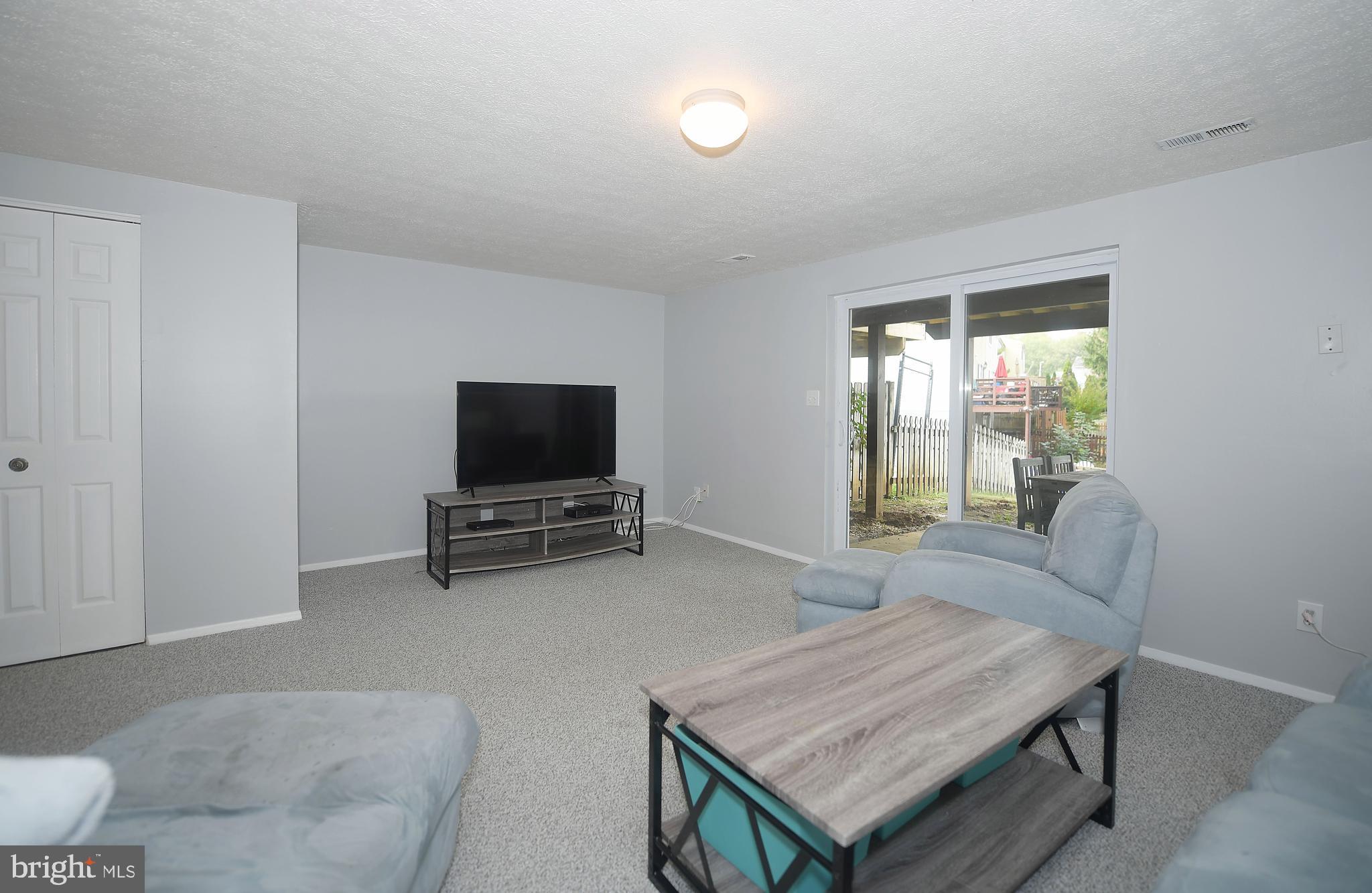 22 Pike Hall Place Baltimore, MD 21236 - Photo 23 of 28