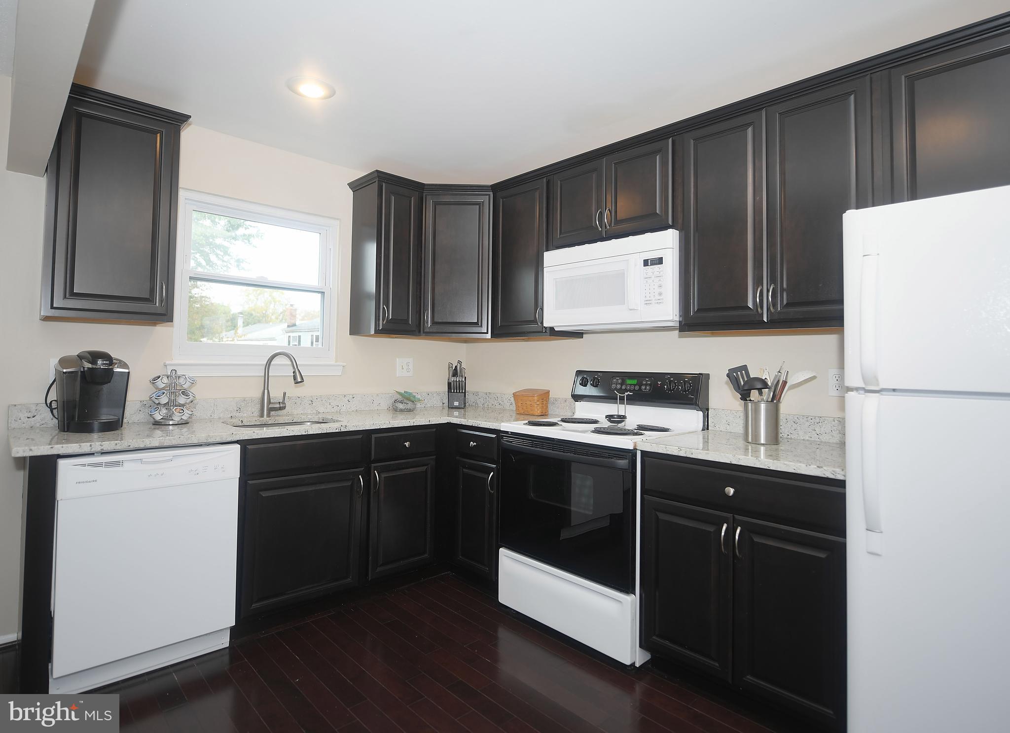 22 Pike Hall Place Baltimore, MD 21236 - Photo 9 of 28