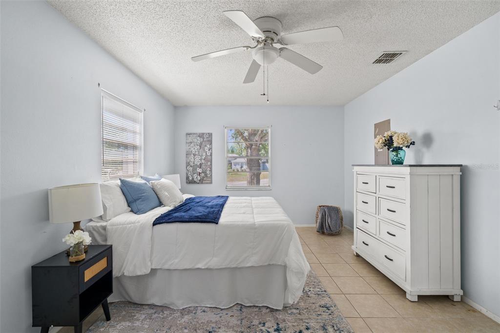 13002 Oneida Street Spring Hill, FL 34609 - Photo 14 of 36