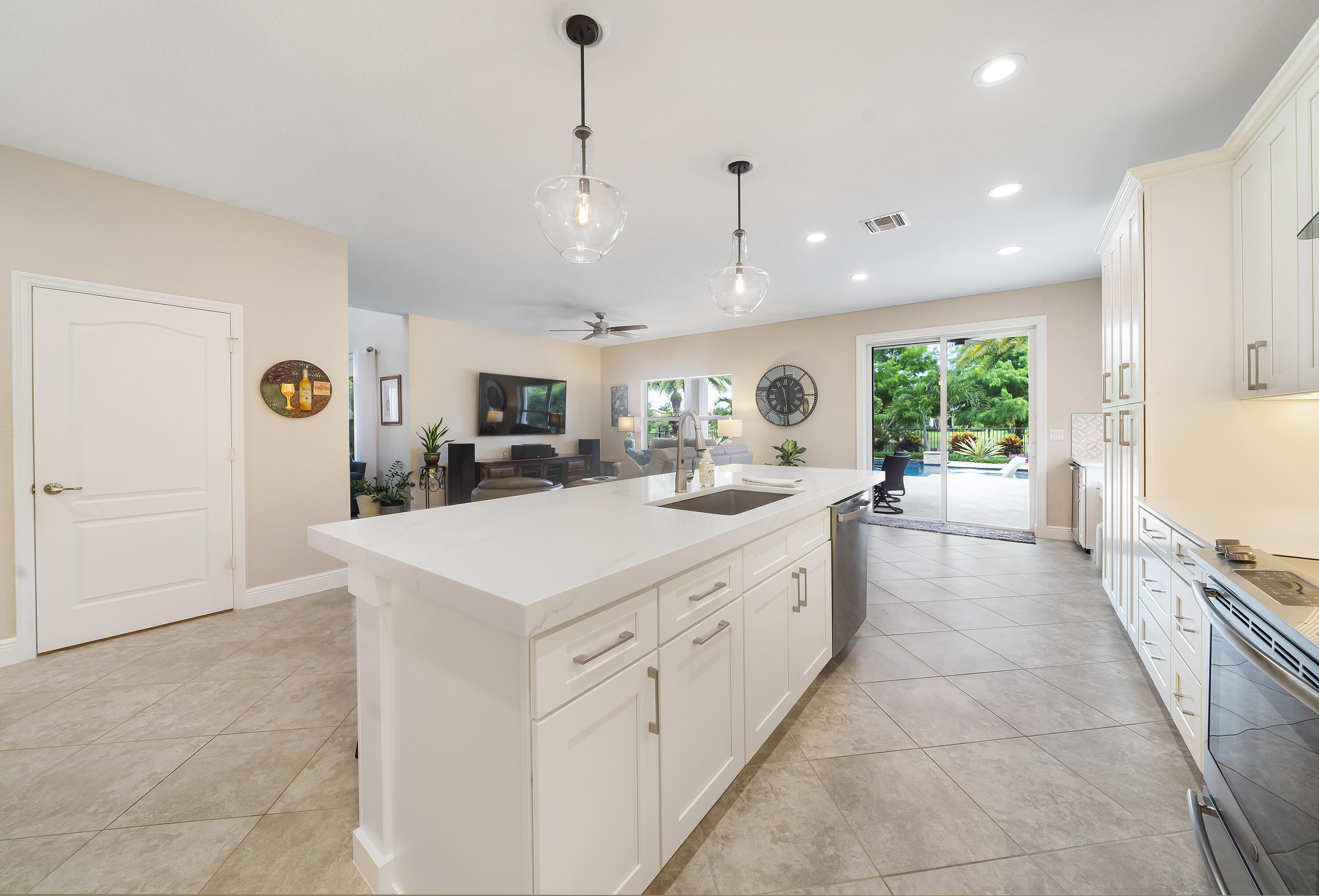 119 Behring Way Jupiter, FL 33458 - Photo 29 of 88 119 Behring Way 13-2
