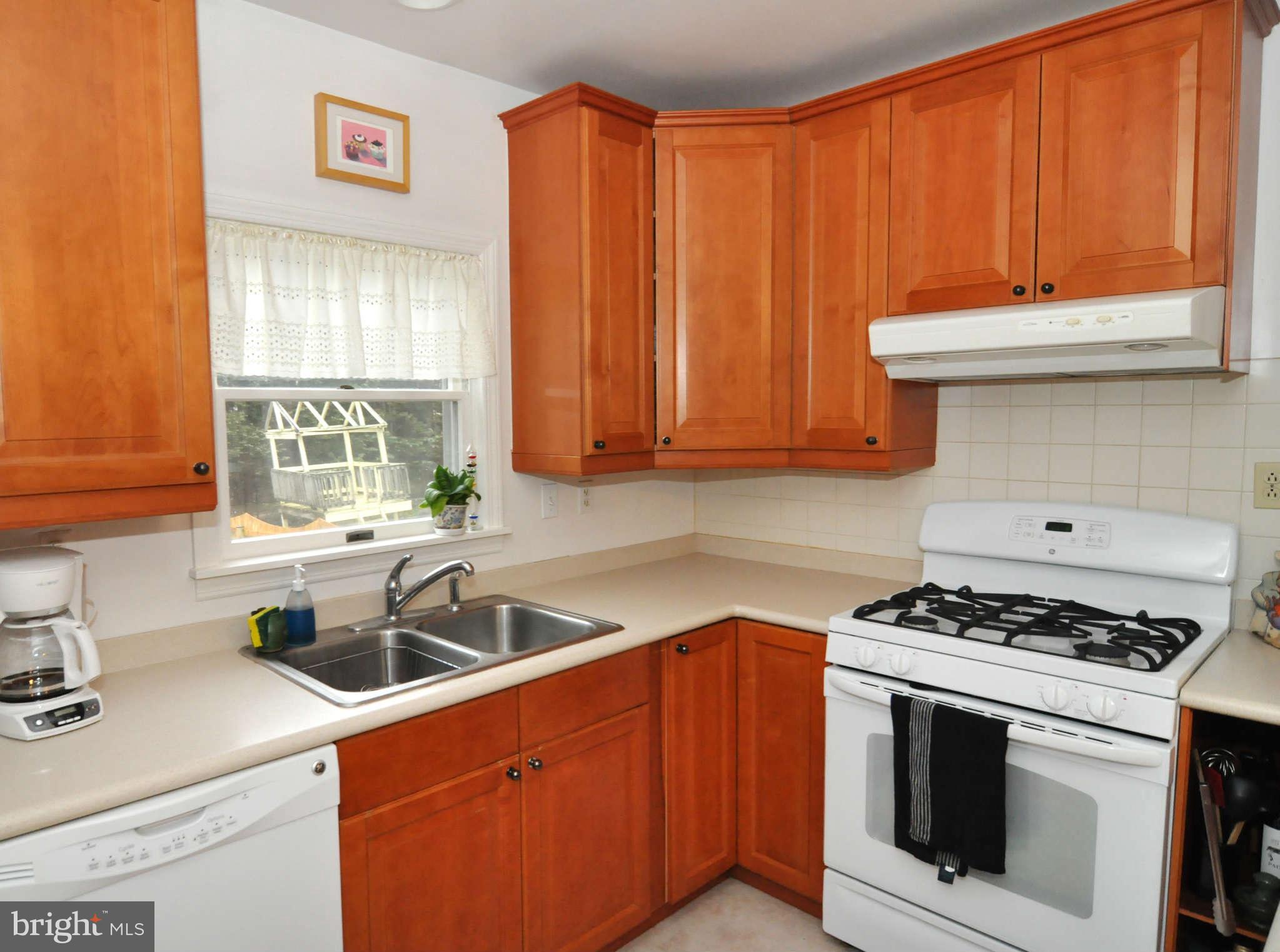 5312 Tramore Road Baltimore, MD 21214 - Photo 8 of 28 Kitchen