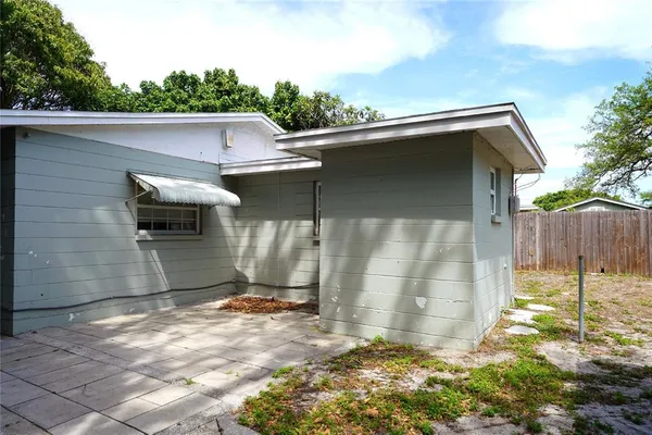 $320,000 | 2312 32nd Avenue North, St. Petersburg, FL 33713