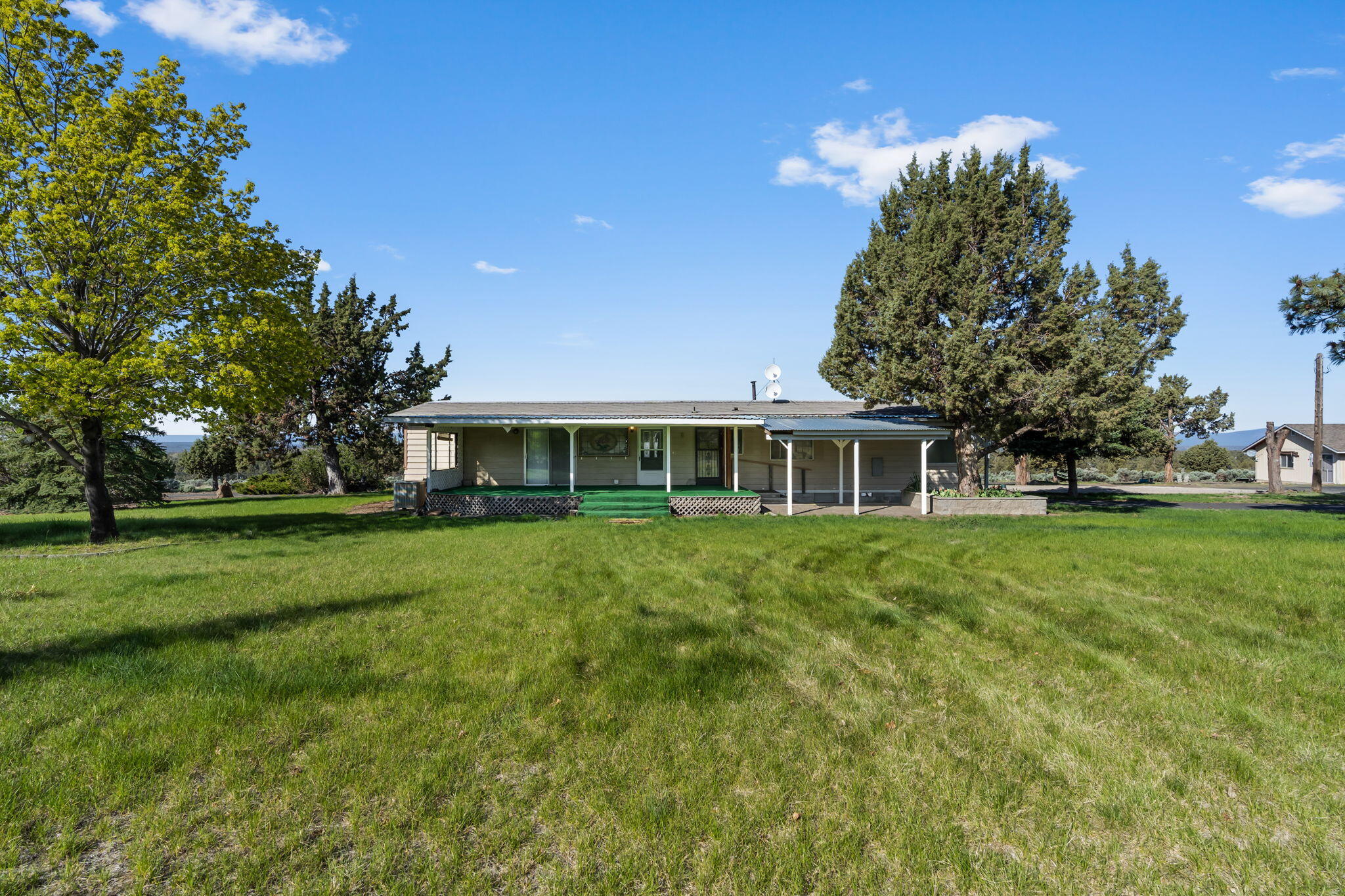 16568 Southwest Steelhead Road Terrebonne, OR 97760 - Photo 42 of 42 2025_04_24_16568_sw_stealhead_road_crr-4