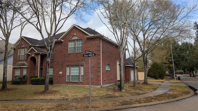 $2,600 | 5823 Grand Saline Drive, Richmond, TX 77469