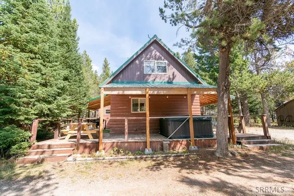 $599,000 | 3808 Moccasin Road, Island Park, ID 83429