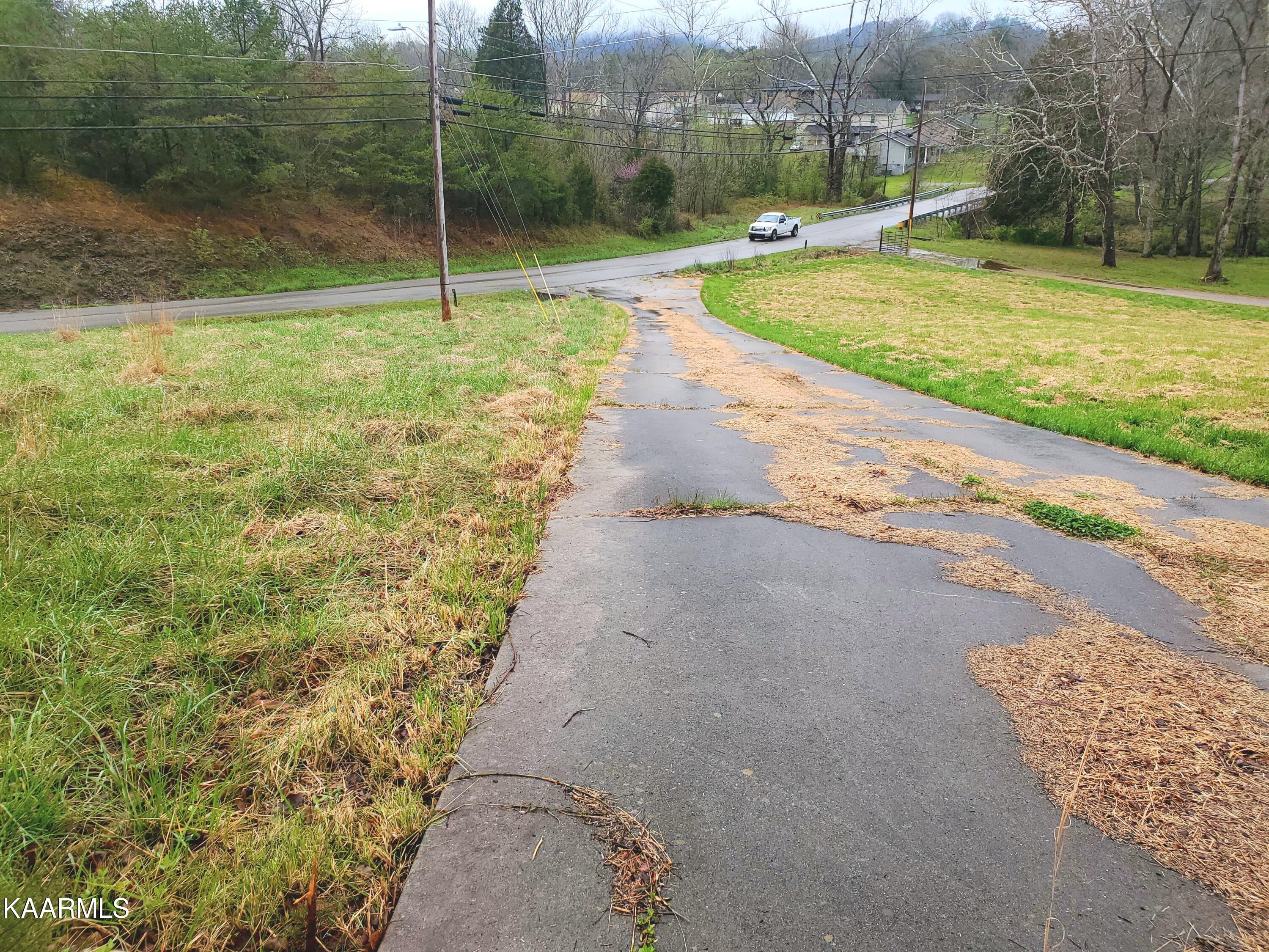 2-3 Prospect Road Luttrell, TN 37779 - Photo 6 of 10 20220412_153457