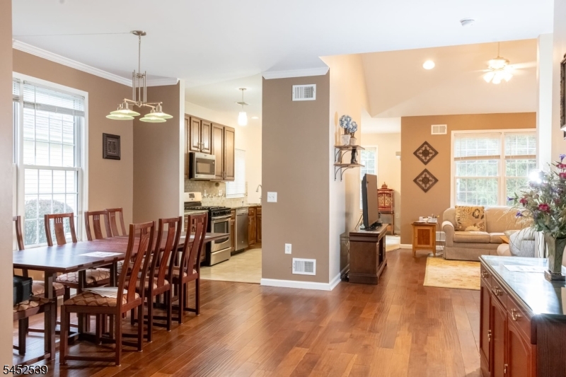 19 Bayard Road Somerset, NJ 08873 - Photo 13 of 27 Gallery Image 13