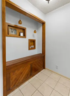 a view of an entryway