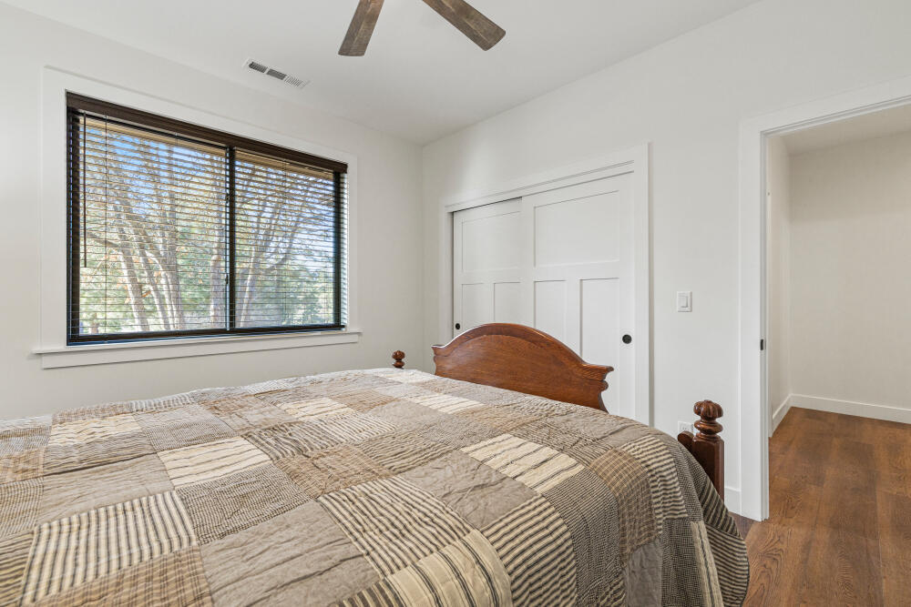 11635 Merganser Road Klamath Falls, OR 97601 - Photo 27 of 68 11635MerganserRd-46