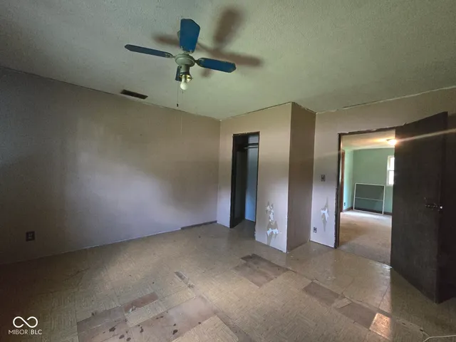 $49,000 | 230 East Poplar Street, Montezuma, IN 47862