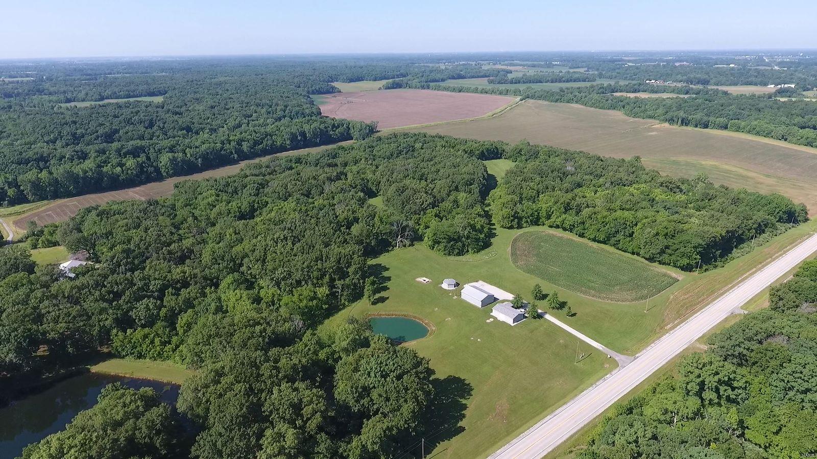 8954 Renken Road Staunton, IL 62088 - Photo 1 of 14