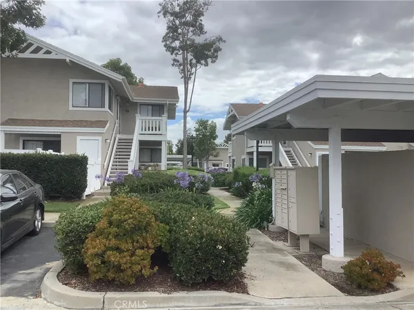 $2,650 | 269 Tarocco, Irvine, CA 92618