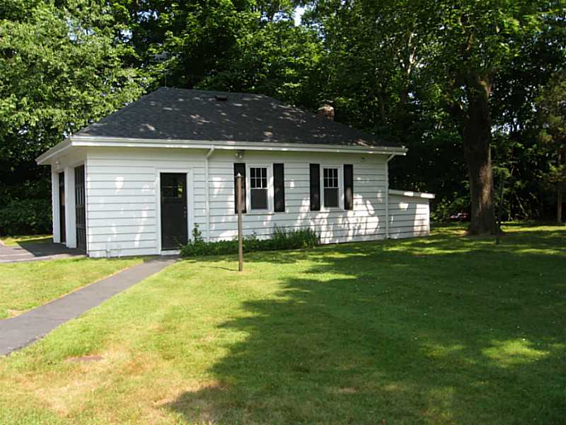 682 Centerville Road Warwick, RI 02886 - Photo 3 of 25 Other.