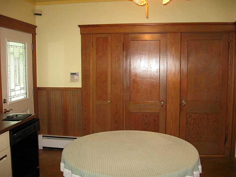 682 Centerville Road Warwick, RI 02886 - Photo 9 of 25 Kitchen.