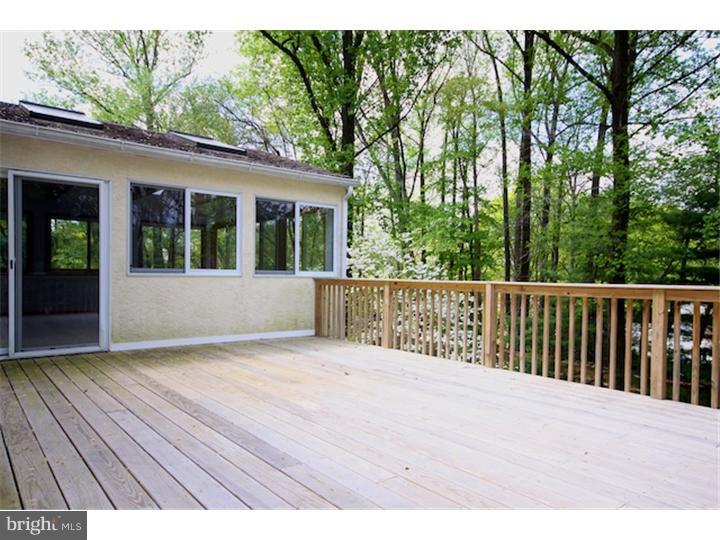 47 Barren Road Media, PA 19063 - Photo 8 of 19 Deck