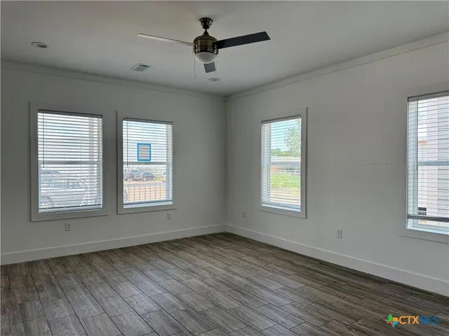 $299,900 | 203 Villa Street, Cuero, TX 77954