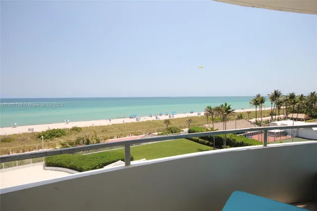 $9,000 | 5151 Collins Avenue, Unit 532, Miami Beach, FL 33140