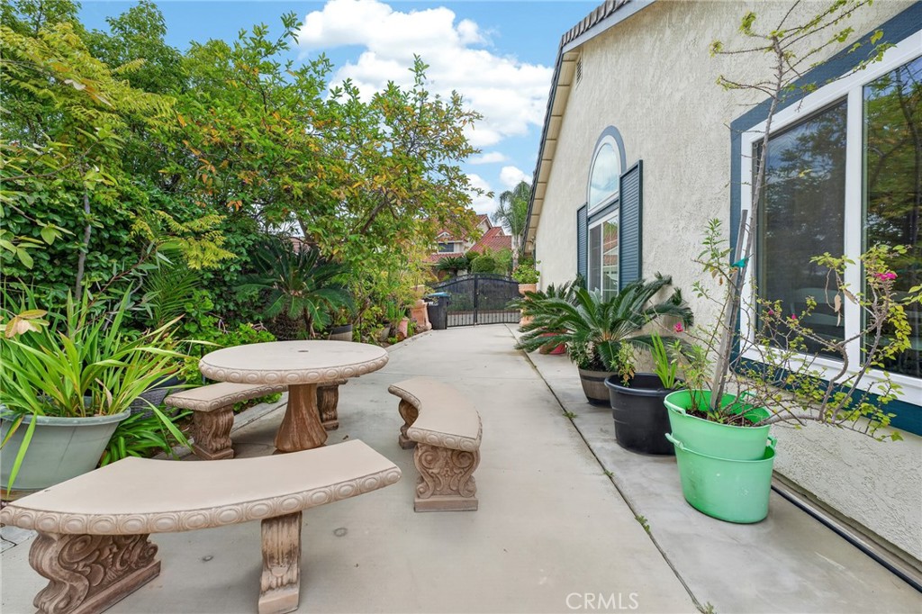17347 Northlake Street Riverside, CA 92503 - Photo 31 of 44 RV/ Side access 17347 Northlake Dr, Riverside, CA 92503