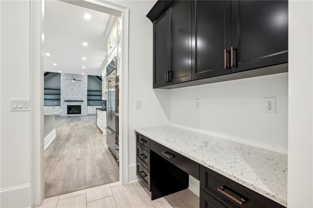 3750 Robinson Road Northeast Marietta, GA 30068 - Photo 27 of 57 a view of a kitchen with granite countertop cabinets