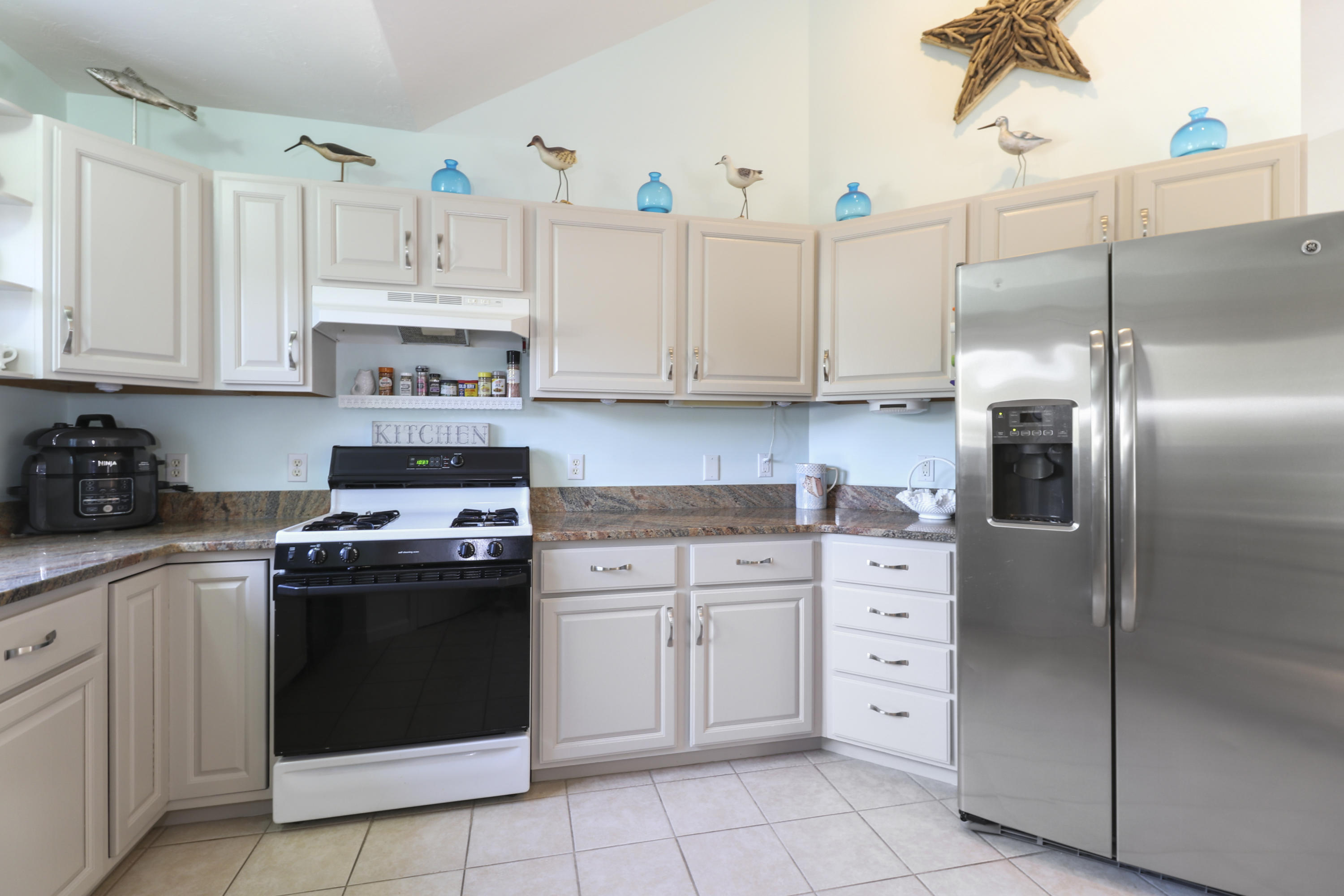 16 High Ridge Drive Buzzards Bay, MA 02532 - Photo 11 of 32 013-photo--8629057