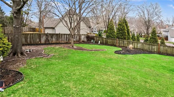 $475,000 | 11620 Woodward Street, Overland Park, KS 66210