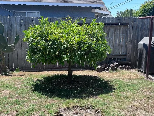 $699,900 | 1139 South Western Avenue, Santa Maria, CA 93458