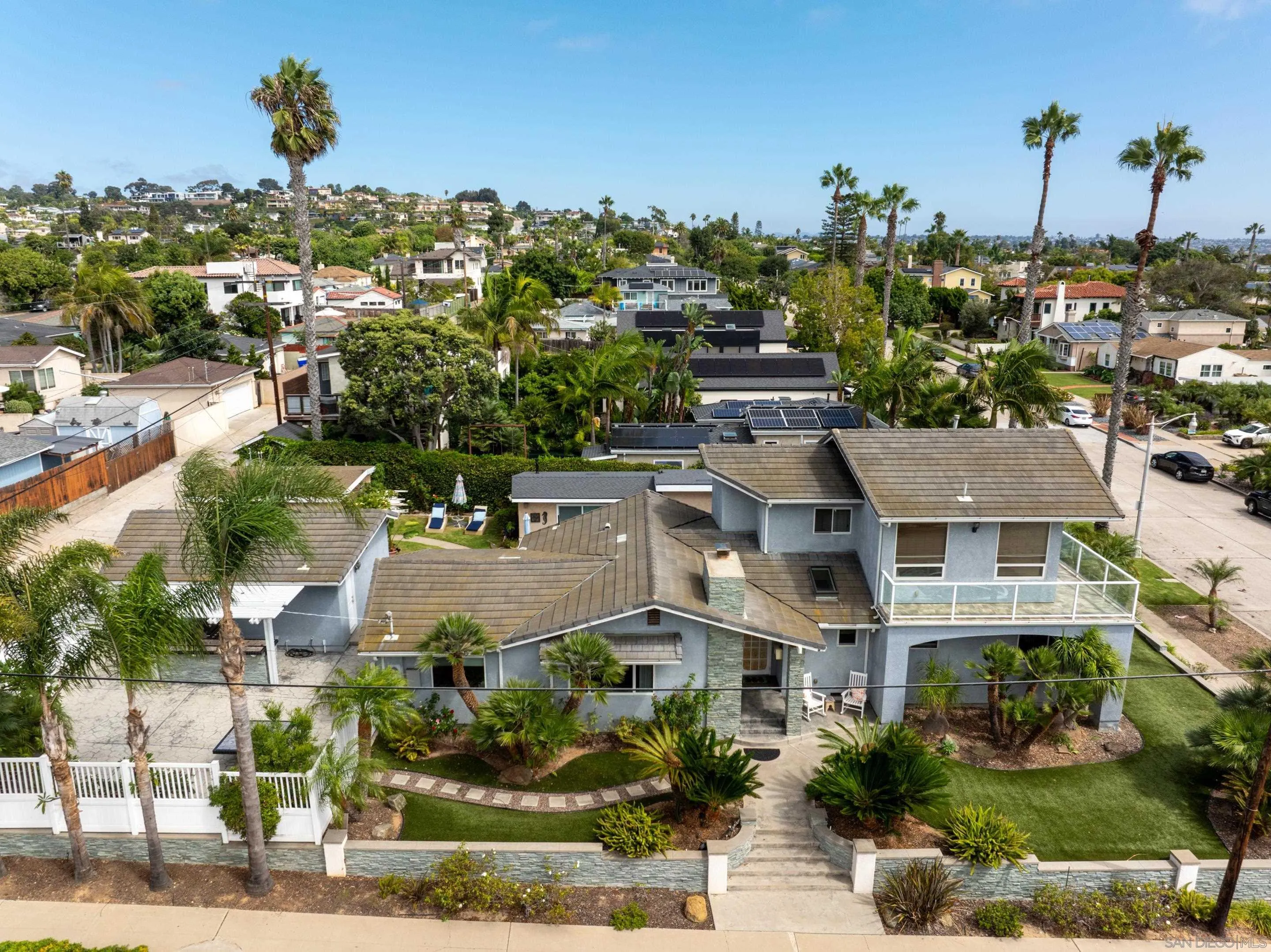 4975 Dawes Street San Diego, CA 92109 - Photo 11 of 39 a view of a city