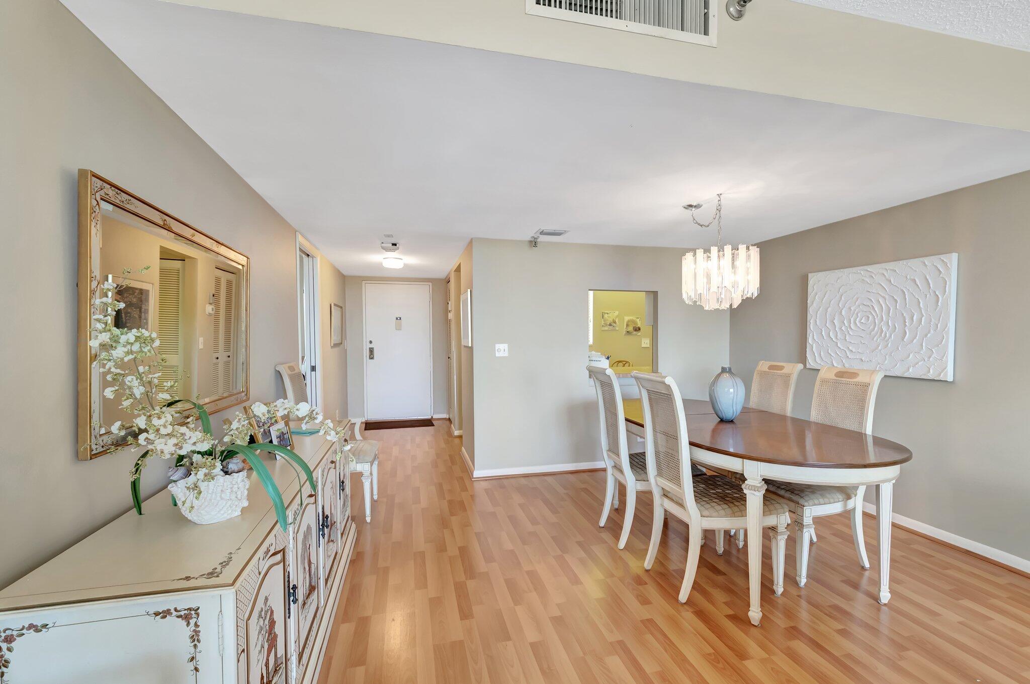 6400 Northwest 2nd Avenue, Unit 518 Boca Raton, FL 33487 - Photo 5 of 33 5-web-or-mls-DSC_7446