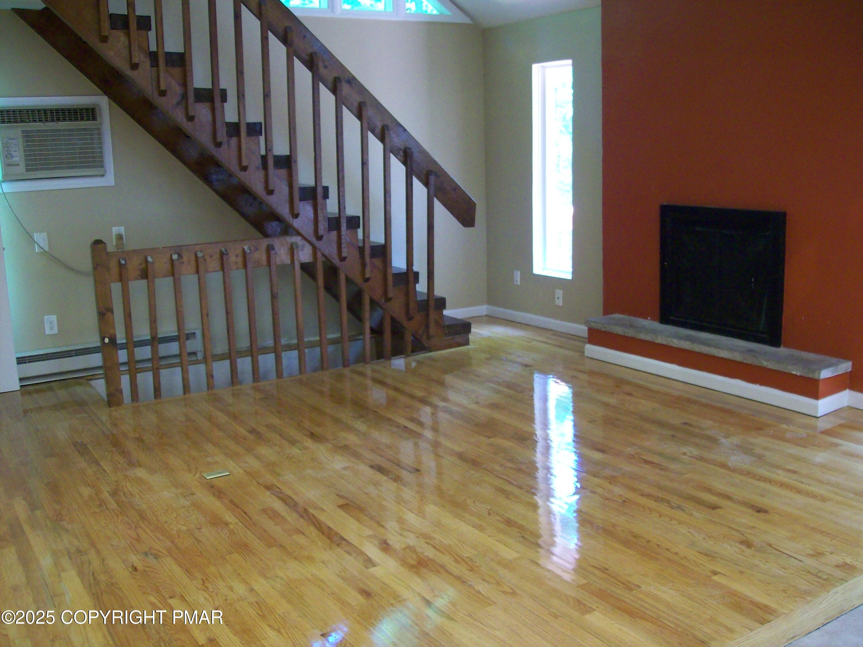 5864 Decker Road Bushkill, PA 18324 - Photo 12 of 40 100_6372