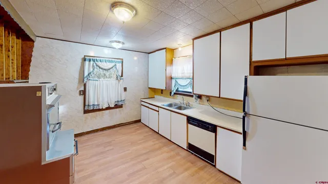 $250,000 | 24 Alamosa Avenue, Alamosa, CO 81101