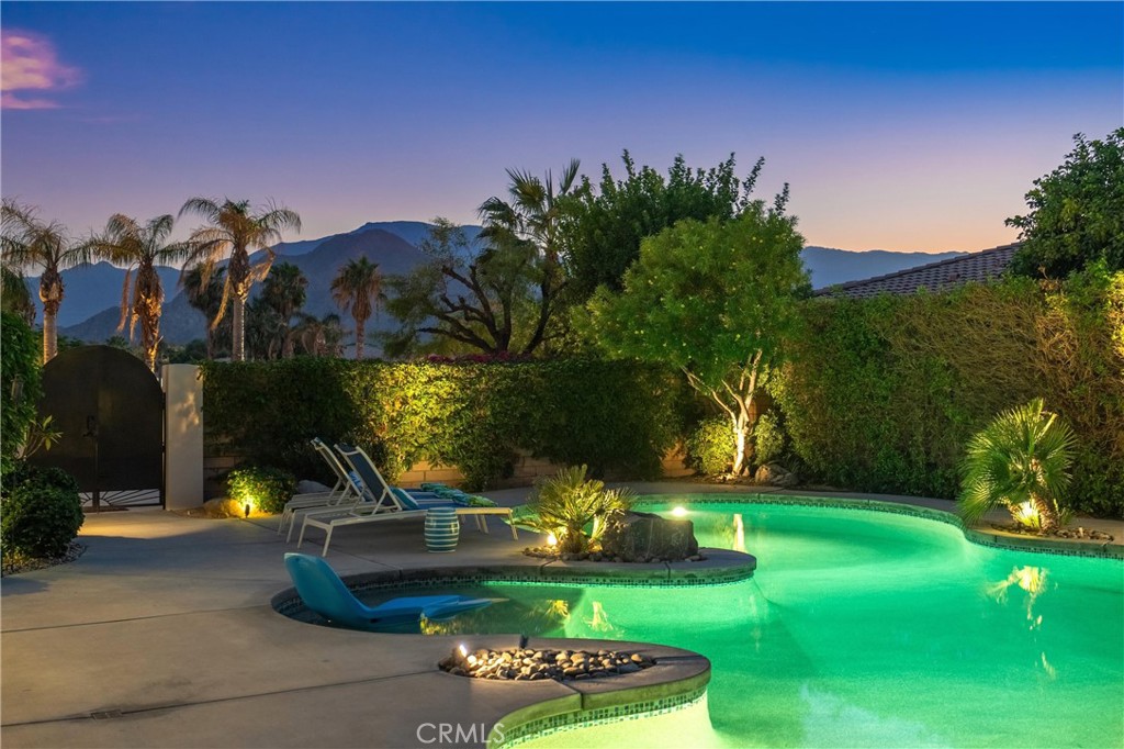 79690 Rancho San Pascual La Quinta, CA 92253 - Photo 5 of 73 Baja shelf for tanning in the pool